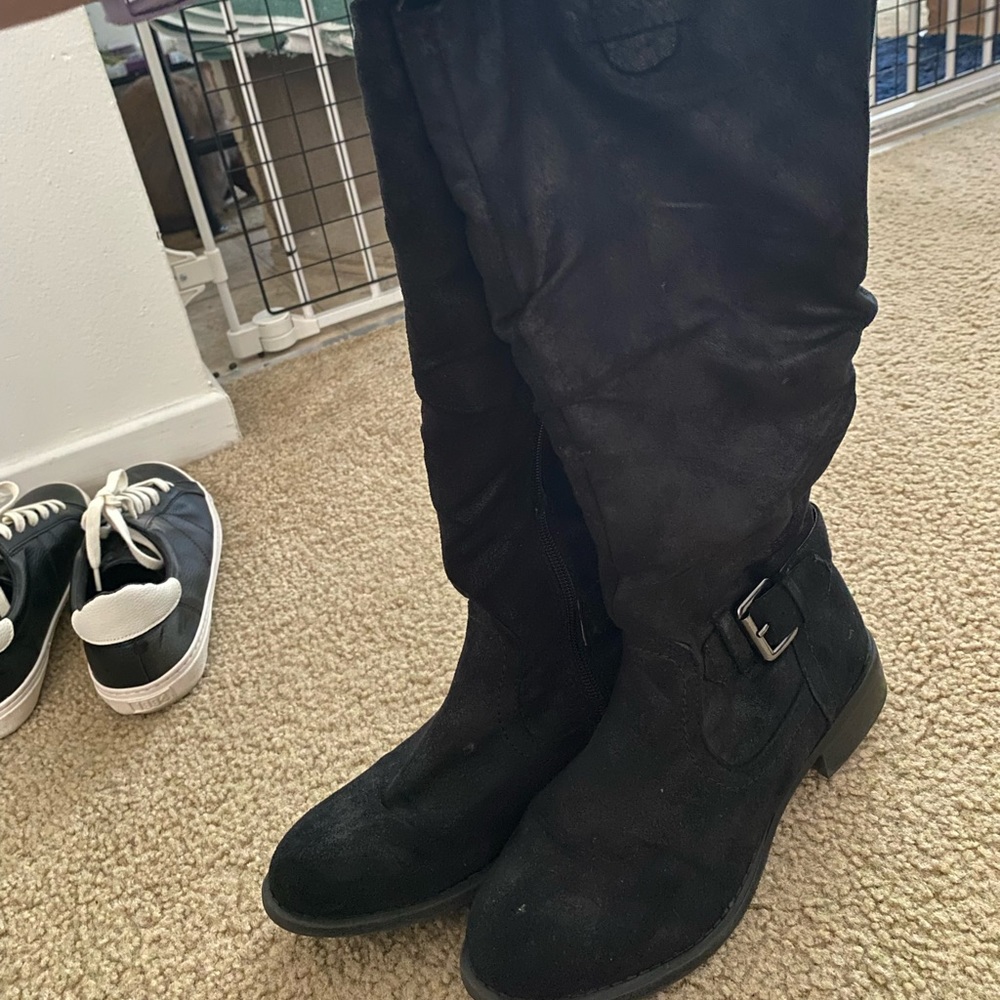 Black Boot